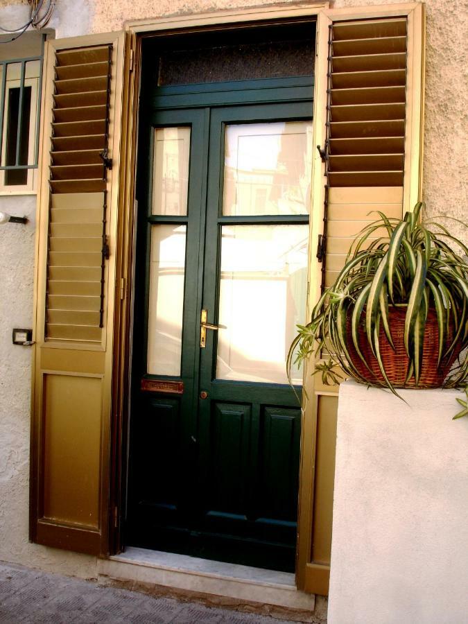 דירות רג'יו די קאלאבריה Casa Zerbi מראה חיצוני תמונה